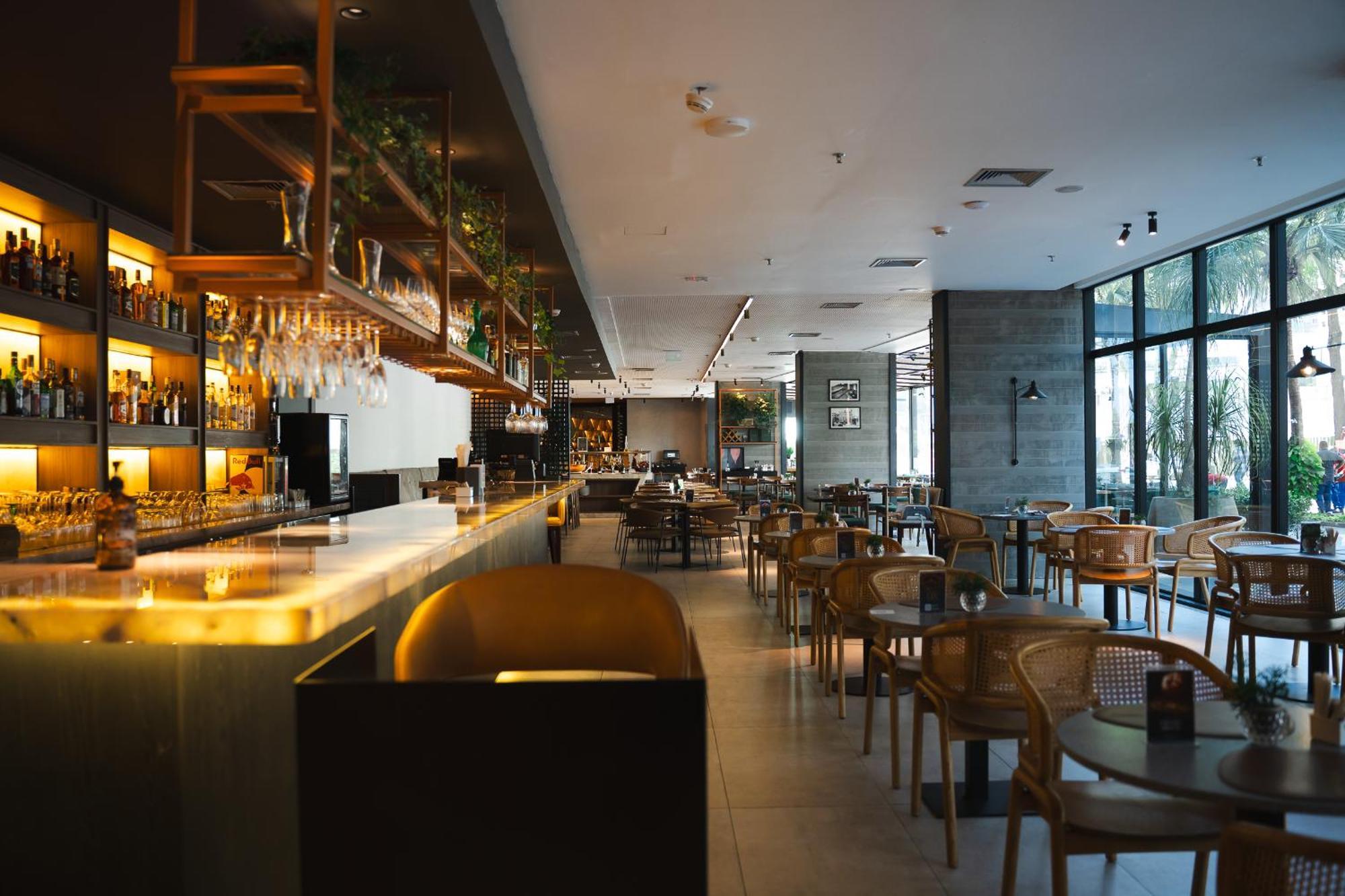 Radisson Rio De Janeiro Barra Hotel ภายนอก รูปภาพ The interior of the restaurant