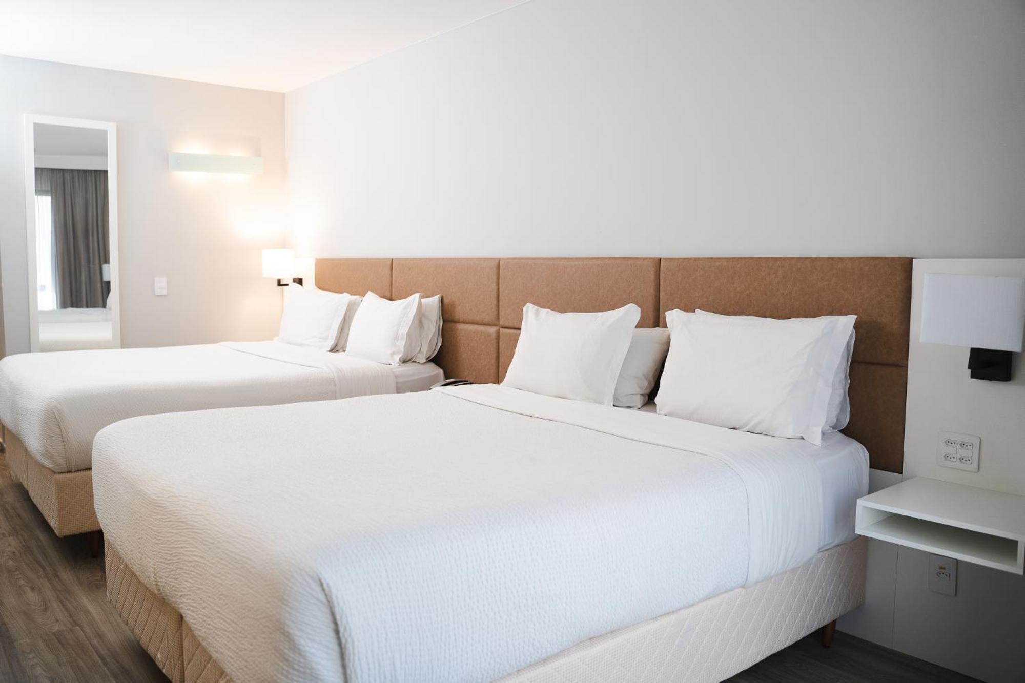 Radisson Rio De Janeiro Barra Hotel ภายนอก รูปภาพ A typical room at the hotel
