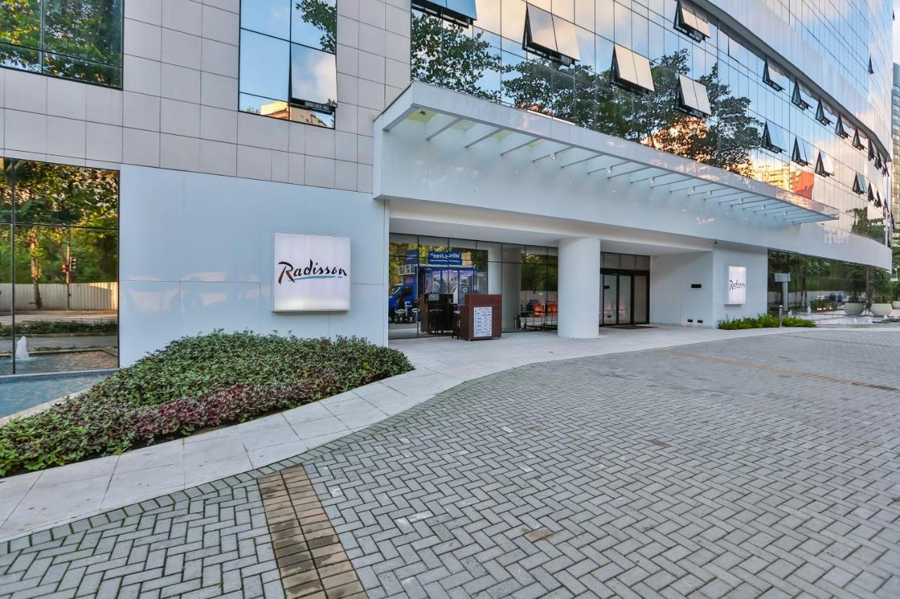 Radisson Rio De Janeiro Barra Hotel ภายนอก รูปภาพ Red Inn